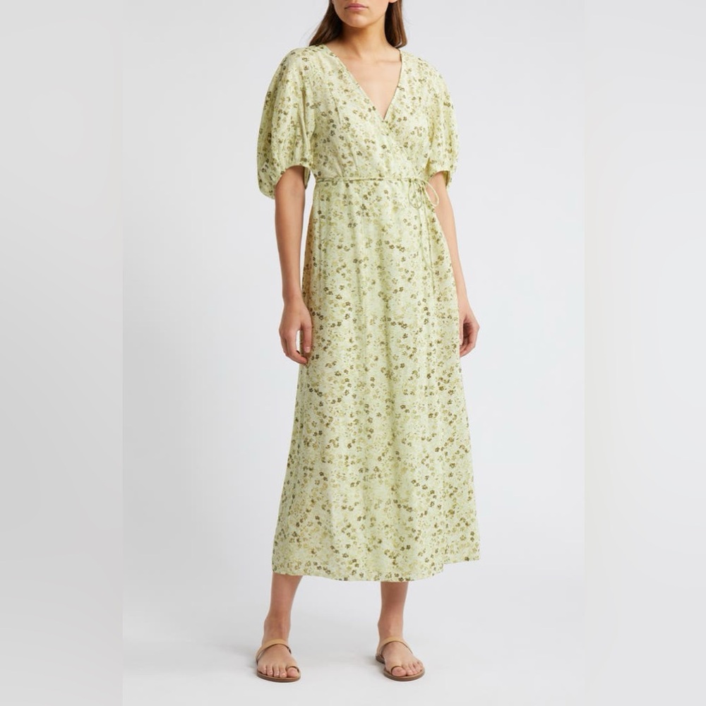 Madewell Puff-Sleeve Wrap Midi Dress in Floral